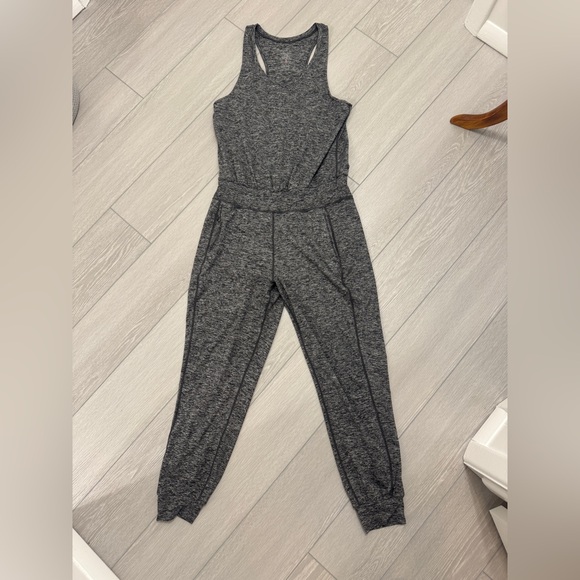 Sweaty Betty Pants - Sweaty Betty Gary Gray Sleeveless Jumpsuit Size L